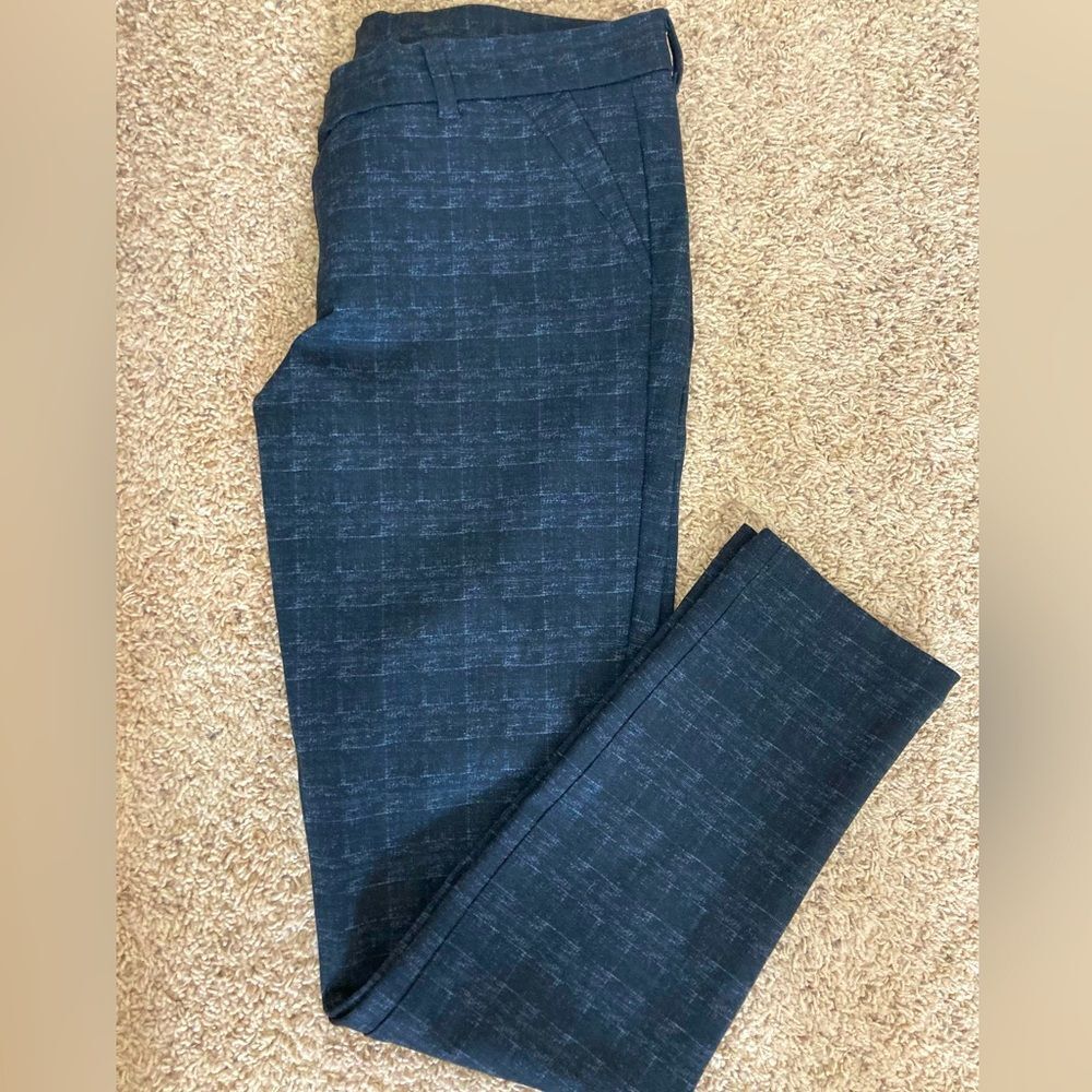 Kut from the Kloth NWOT Black Slimming Heavier Knit Black Pants Subtle Plaid